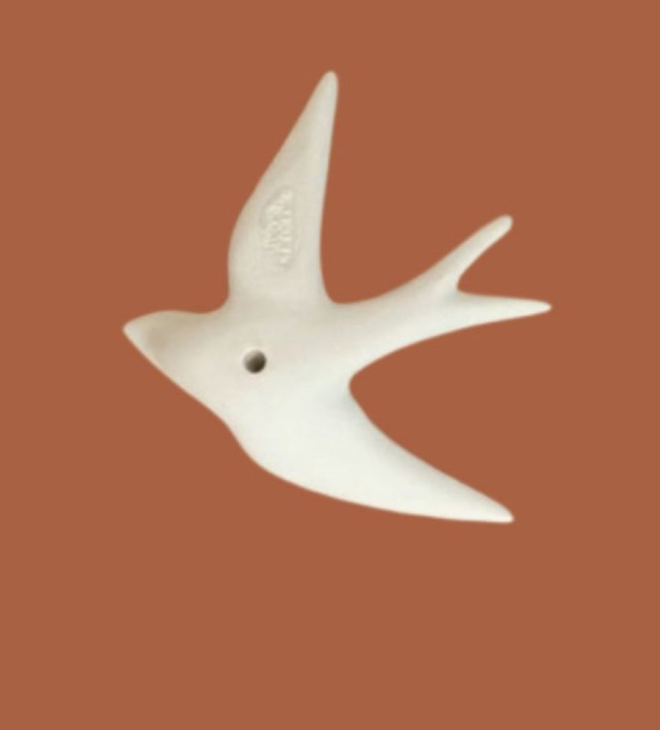 Hirondelle [ Volage ]