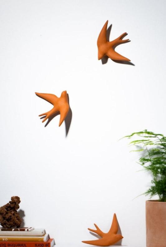 Hirondelle [ Volage ]