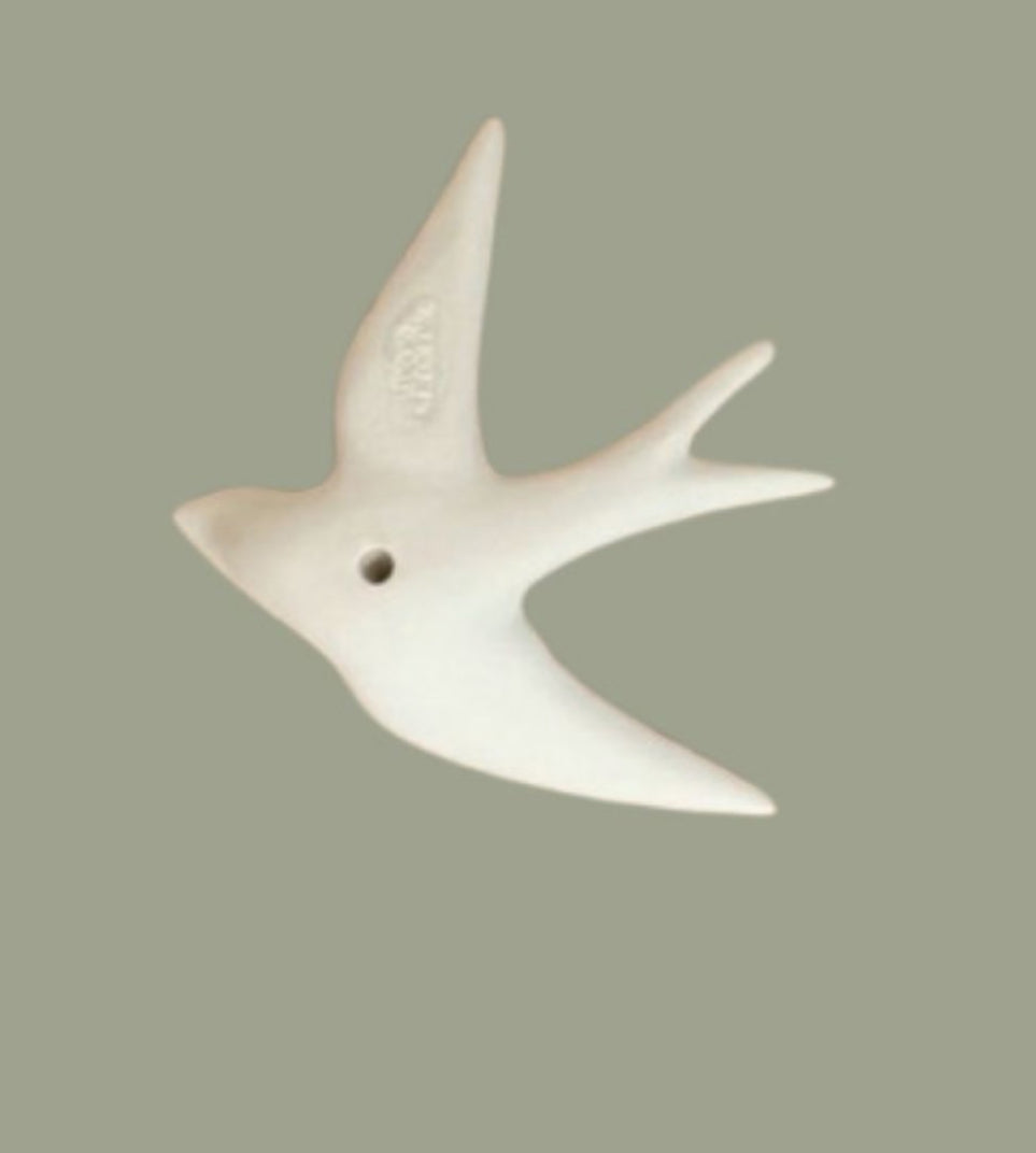 Hirondelle [ Volage ]