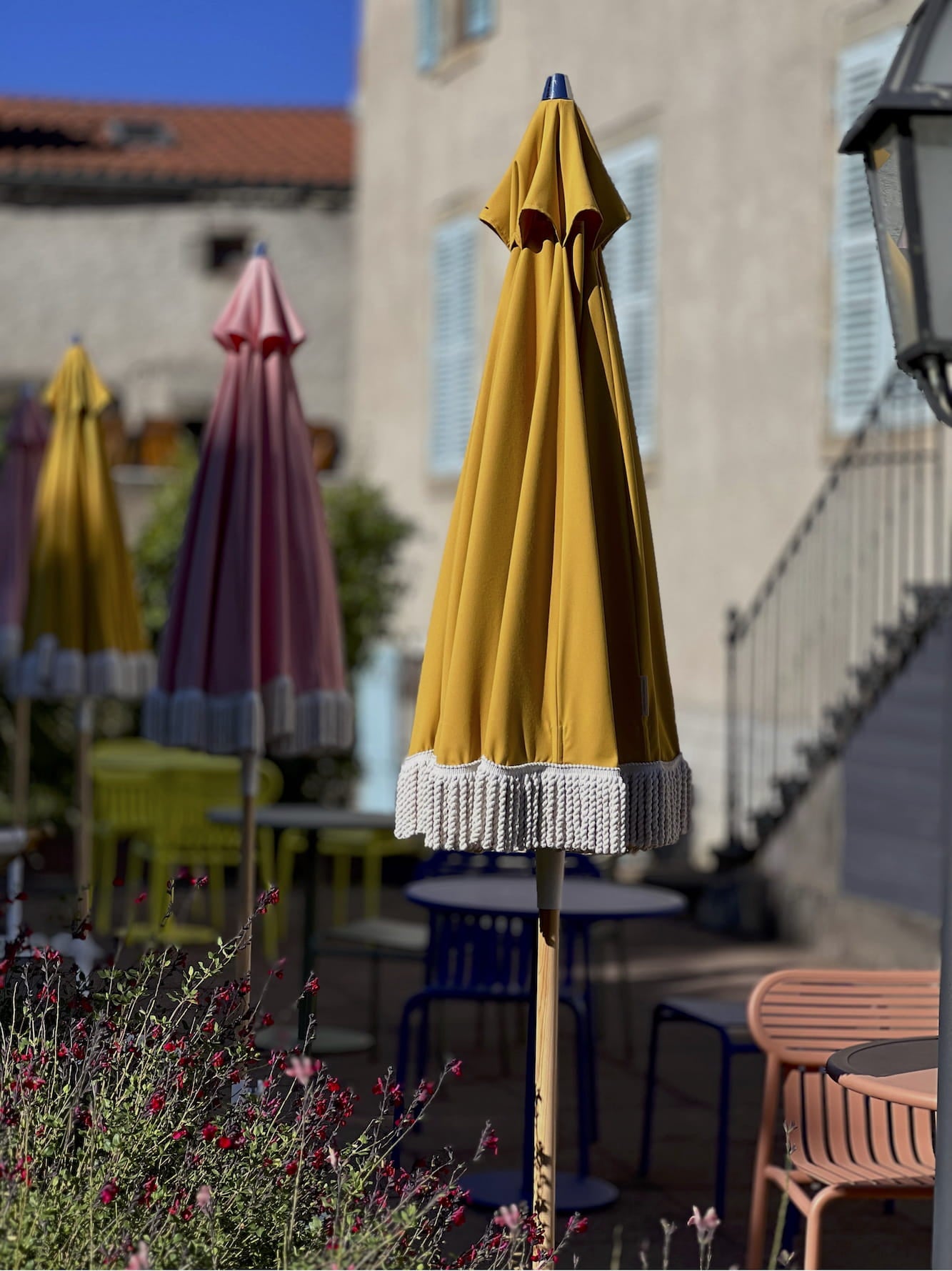 Parasol moutarde [ Pablo ]